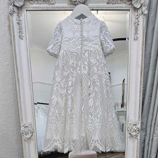 girls lace christneing gown